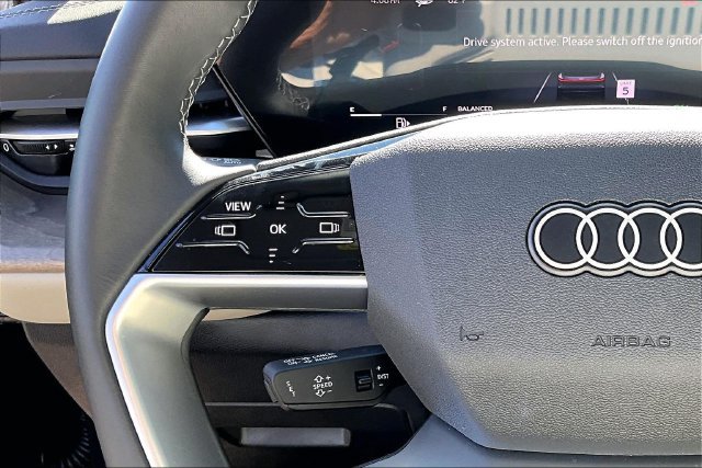 Used 2025 Audi Q5 Premium w/ Convenience Package AWD/4WD image 11