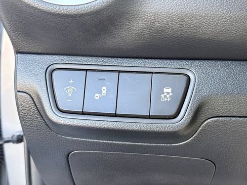 Used 2024 Kia Forte LXS w/ LXS Technology Package FWD image 20