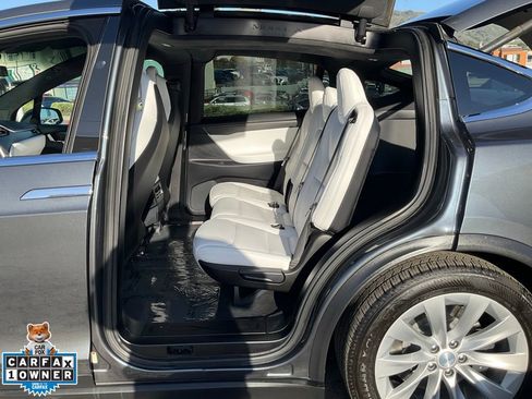 Used 2017 Tesla Model X 100D image 7