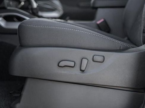 New 2026 Nissan Frontier SV w/ Tow Package image 30