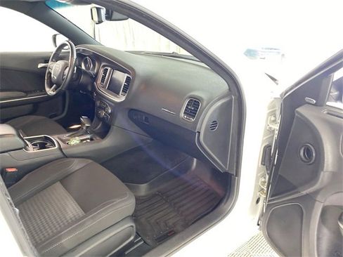 Used 2019 Dodge Charger SXT w/ Cold Weather Package image 36