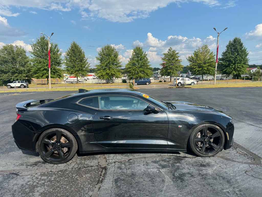 Used 2016 Chevrolet Camaro SS RWD image 6
