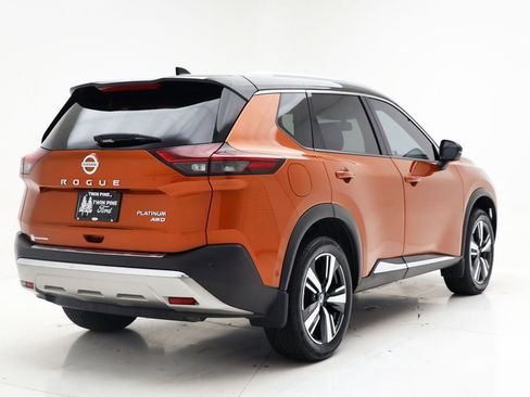 Used 2021 Nissan Rogue Platinum AWD/4WD image 9