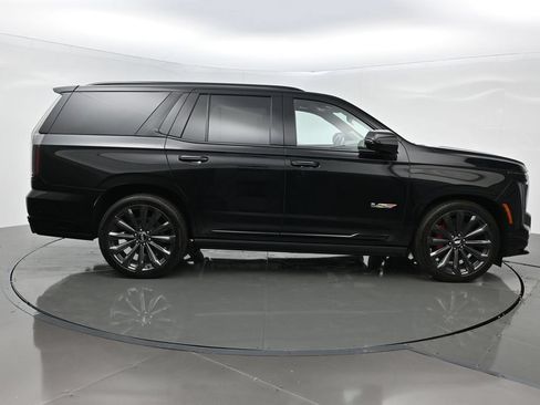 Used 2026 Cadillac Escalade V w/ LPO, Floor Liner Package AWD/4WD image 7