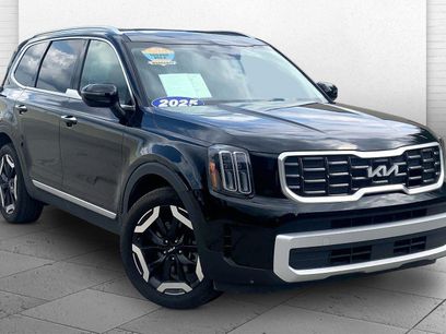 Used 2025 Kia Telluride S