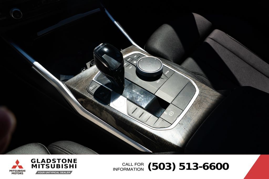 Used 2020 BMW 330i Sedan w/ Convenience Package RWD image 18