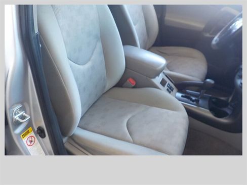 Used 2009 Toyota RAV4 4WD image 28