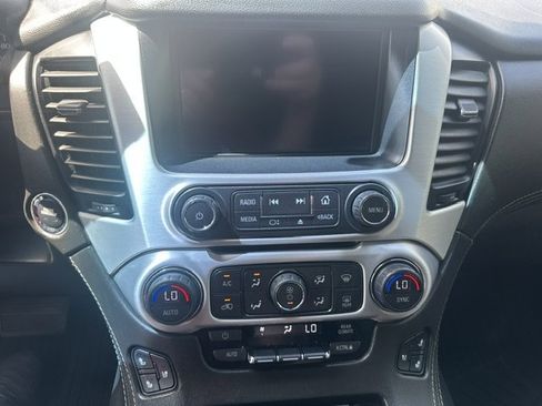 Used 2019 GMC Yukon XL SLT w/ Open Road Package image 23