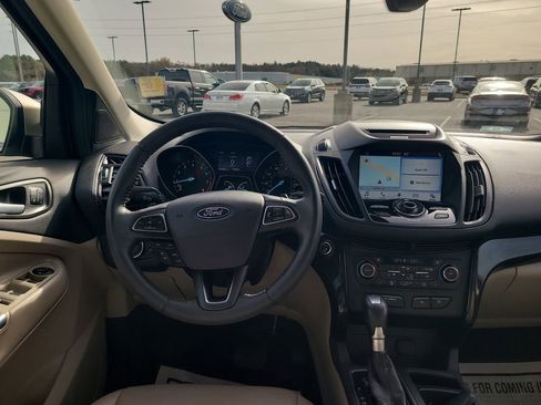 Certified 2017 Ford Escape Titanium image 23