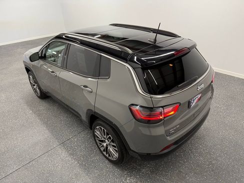 Used 2022 Jeep Compass Limited w/ Elite Group image 9