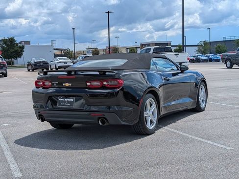 Used 2020 Chevrolet Camaro LT RWD image 6