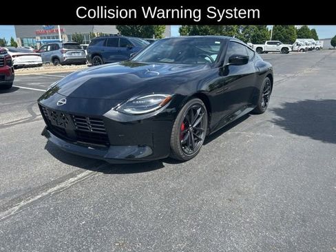 Used 2024 Nissan Z Performance w/ Floor Mat Package RWD image 2