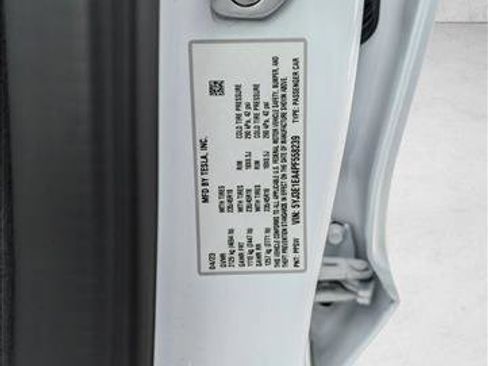 Used 2023 Tesla Model 3 Standard Range image 20