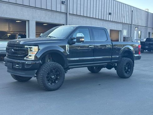 Used 2020 Ford F350 Platinum AWD/4WD image 2