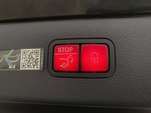 Used 2023 Mercedes-Benz EQS 580 4MATIC Sedan image 8