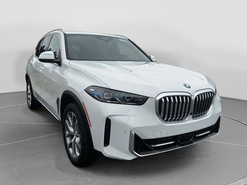New 2026 BMW X5 sDrive40i w/ Parking Assistance Package RWD image 3