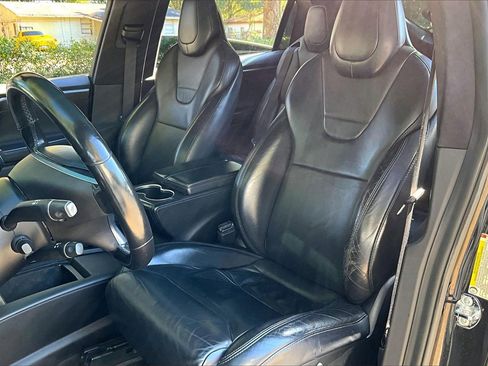 Used 2017 Tesla Model X 90D image 18