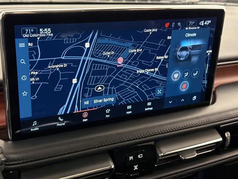 Certified 2022 Lincoln Nautilus Reserve w/ Equipment Group 201A image 28