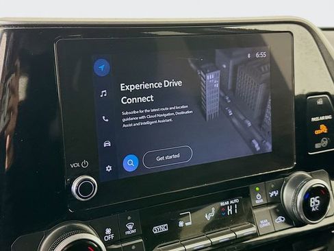 Certified 2024 Toyota Highlander LE image 16