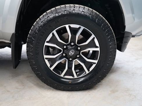 Used 2023 Toyota Tacoma TRD Sport w/ Technology Package AWD/4WD image 54