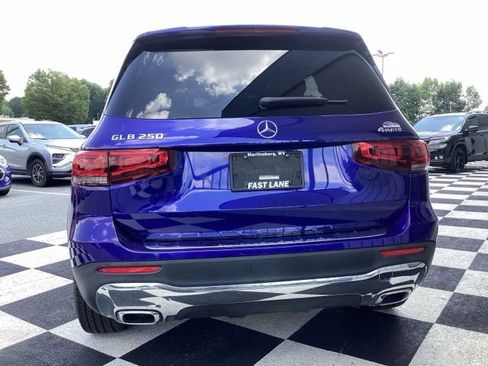 Used 2021 Mercedes-Benz GLB 250 4MATIC image 7