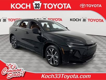 New 2025 Toyota Crown Signia