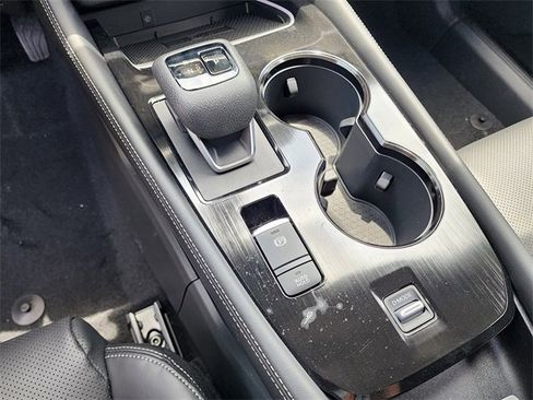 New 2025 Nissan Rogue Platinum w/ Tech Package image 18