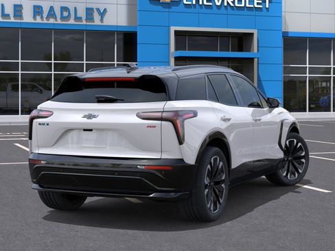New 2025 Chevrolet Blazer EV RS RWD image 4