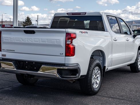 Used 2023 Chevrolet Silverado 1500 LT w/ Work Truck Package AWD/4WD image 4