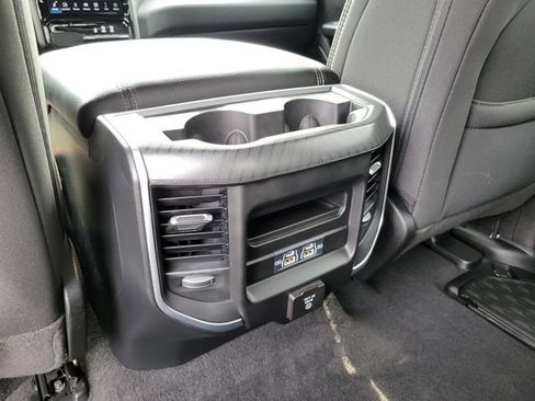 Used 2025 RAM 1500 Big Horn AWD/4WD image 27