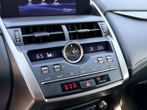 Used 2019 Lexus NX 300 FWD image 25