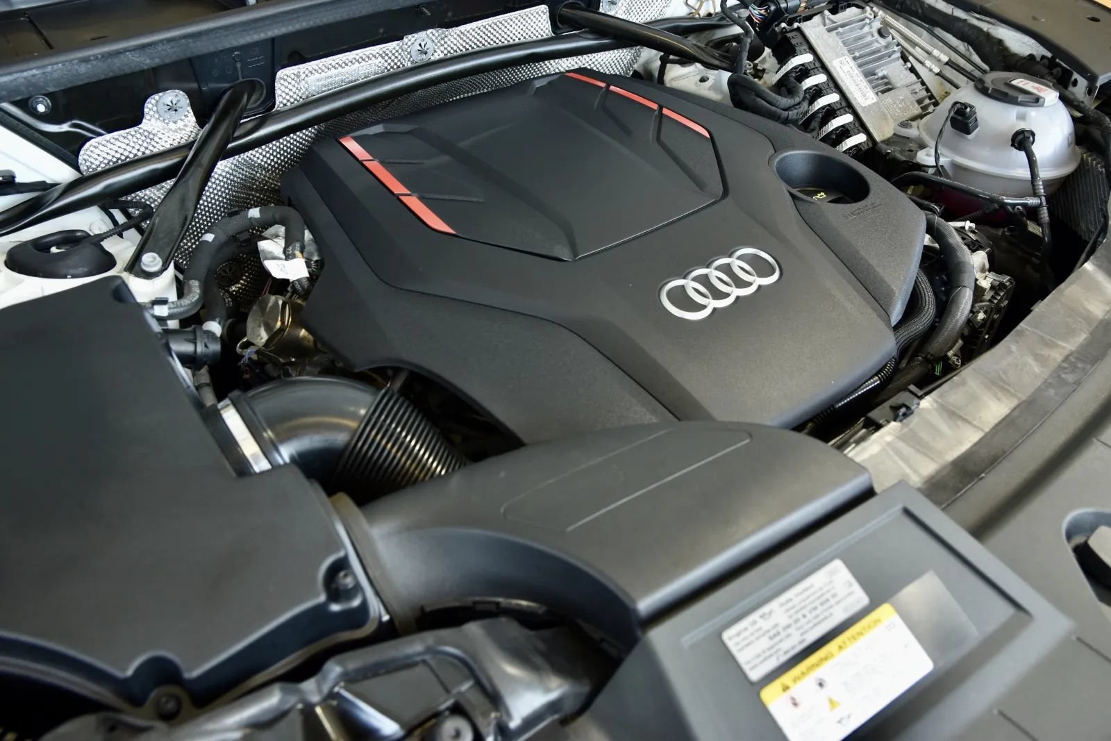 Used 2023 Audi SQ5 Premium Plus w/ Premium Plus Package AWD/4WD image 30