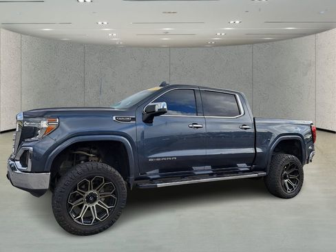 Used 2020 GMC Sierra 1500 SLT image 1