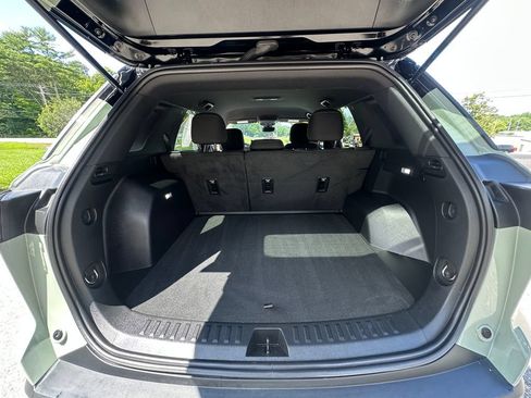 Used 2025 Chevrolet Equinox LT w/ Safety and Technology Package AWD/4WD image 19