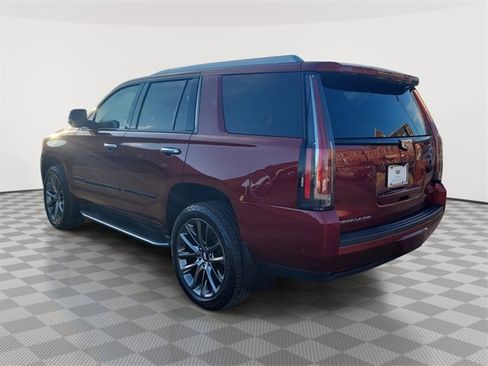 Used 2020 Cadillac Escalade Luxury w/ Escalade Sport Edition image 4