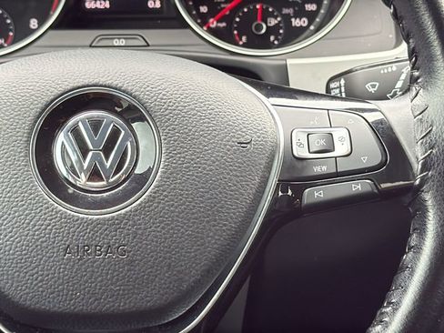 Used 2020 Volkswagen Atlas SE w/ Towing Package image 23