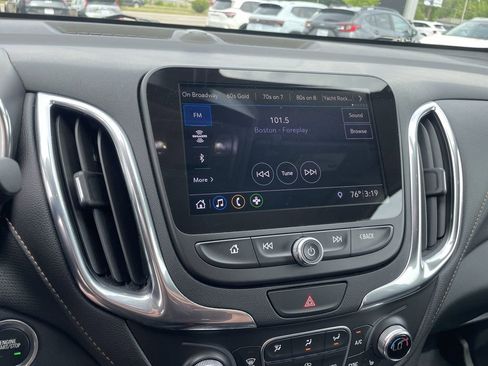 Used 2019 Chevrolet Equinox Premier AWD/4WD image 11