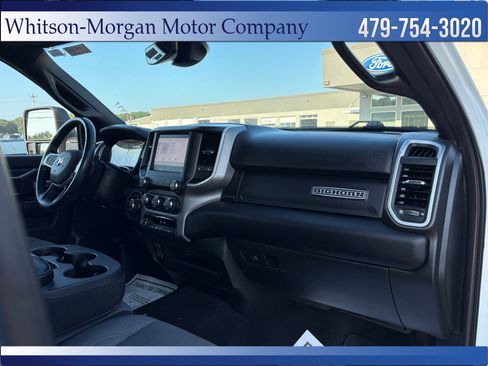 Used 2024 RAM 2500 Big Horn AWD/4WD image 34