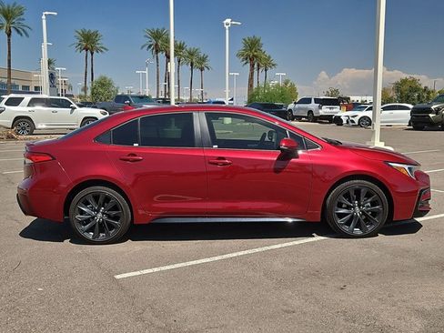 Certified 2026 Toyota Corolla SE w/ SE Premium Package FWD image 4