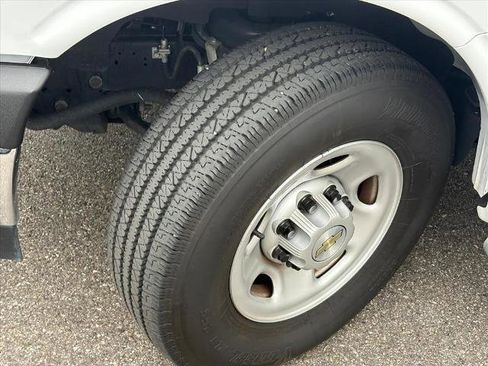 Certified 2024 Chevrolet Express 2500 w/ Driver Convenience Package image 24