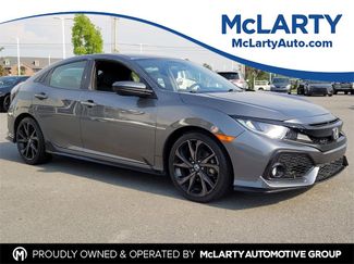 Used 2017 Honda Civic Sport image 1