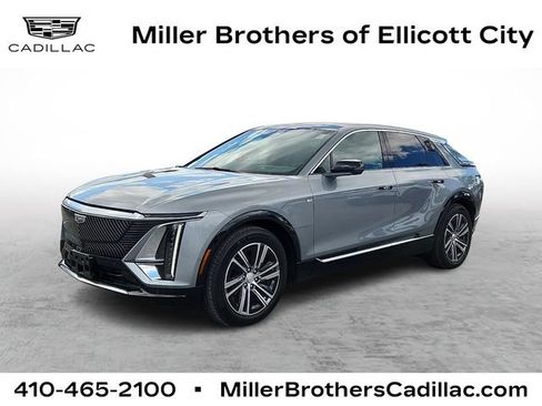 Used 2024 Cadillac Lyriq Luxury w/ LPO, Floor Liner Package RWD image 1