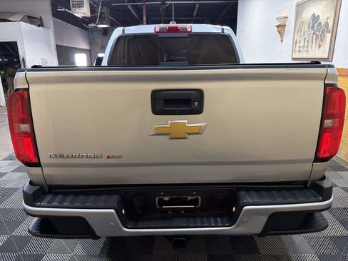 Used 2020 Chevrolet Colorado Z71 AWD/4WD image 4