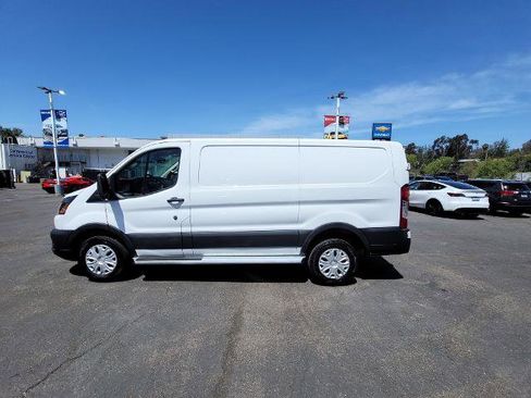 Used 2025 Ford Transit 250 Low Roof w/ Exterior Upgrade Package RWD image 5