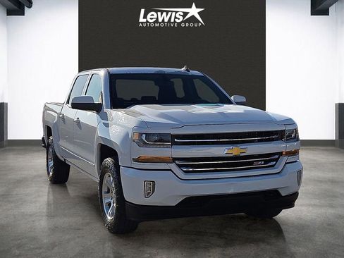 Used 2017 Chevrolet Silverado 1500 LT w/ All Star Edition AWD/4WD image 6