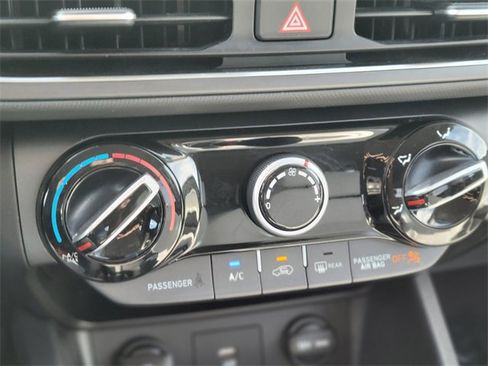 Used 2023 Hyundai Kona SEL image 28