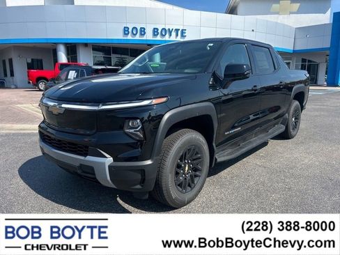 New 2025 Chevrolet Silverado EV LT image 2
