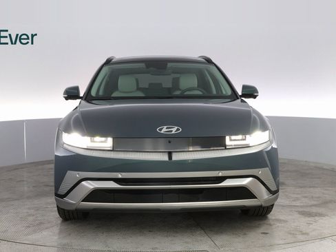 Used 2025 Hyundai Ioniq 5 Limited image 3