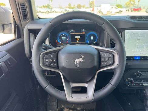 New 2026 Ford Bronco Badlands AWD/4WD image 18