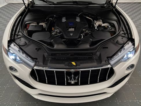 Used 2019 Maserati Levante S image 35